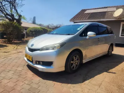 Picture of Toyota wish new shape
