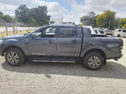 Picture of Ford