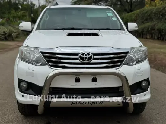 Picture of Toyota Fortuner 2014