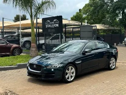 Picture of Jaguar XF 2015