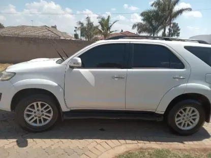Picture of Toyota Fortuner D4D For Rental