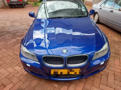 Picture of BMW 3 Series 2012