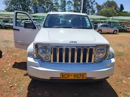 Picture of Jeep Cherokee 2011