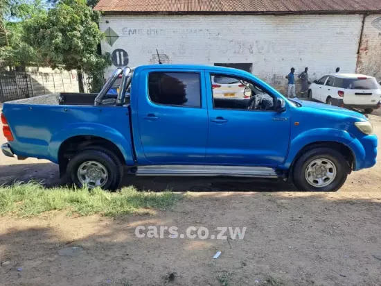 Picture of Toyota Hilux For Rental