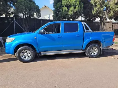 Picture of Toyota Hilux For Rental