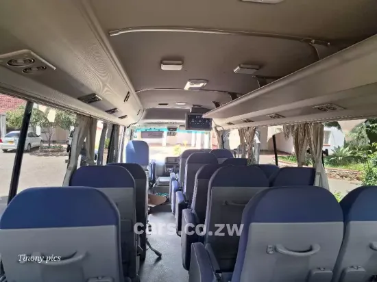 Picture of TOYOTA COASTER FOR HIRE