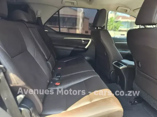Picture of Nissan NV350 2016