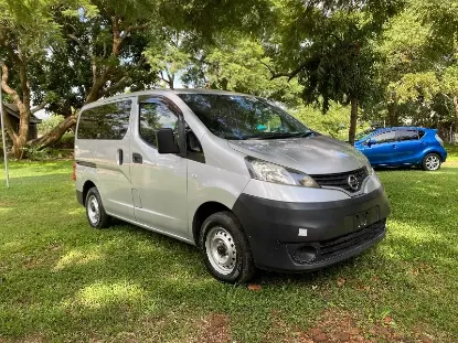 Picture of Nissan NV200 2013