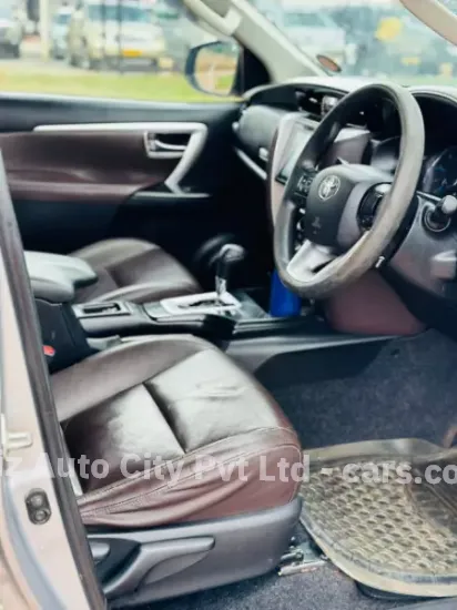 Picture of Toyota Fortuner 2017