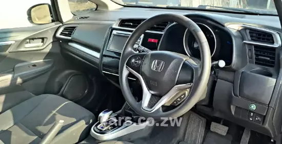 Picture of Honda Fit Hybrid GP5 for Rental