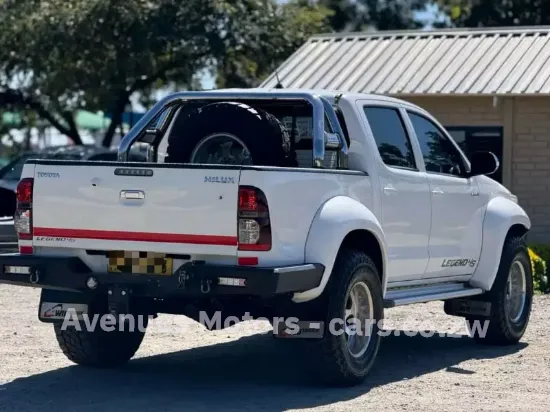 Picture of Toyota Hilux 2015