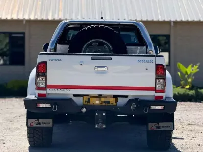Picture of Toyota Hilux 2015