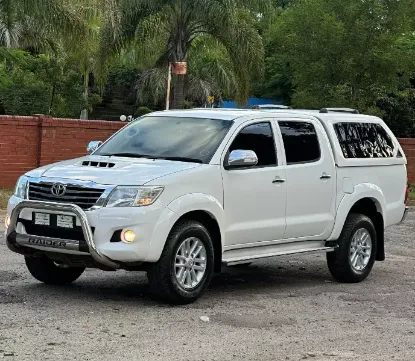 Picture of Toyota Hilux 2014