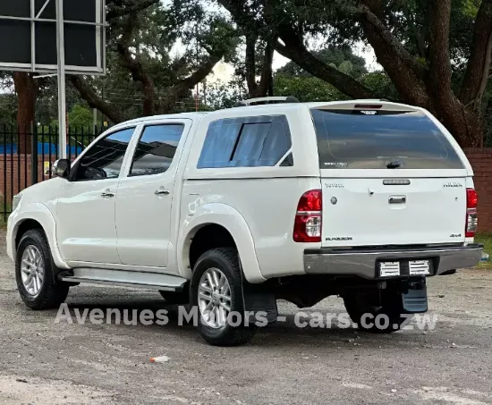 Picture of Toyota Hilux 2014