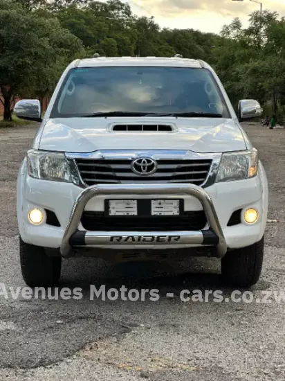 Picture of Toyota Hilux 2014