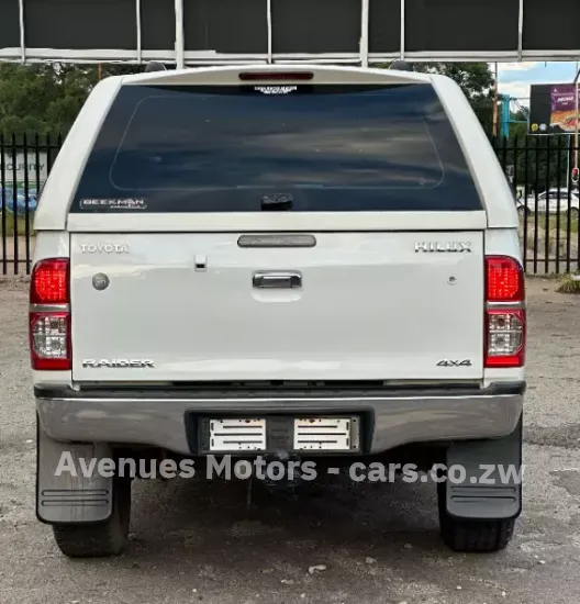 Picture of Toyota Hilux 2014