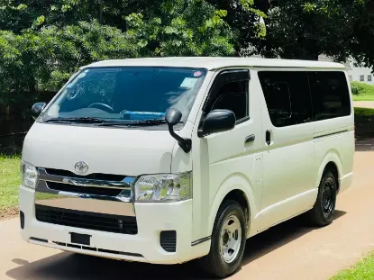 Picture of Toyota Quantum 2016