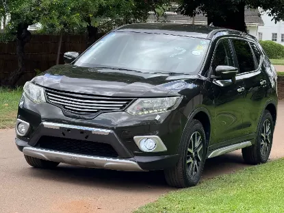 Picture of Nissan X-Trail 2015