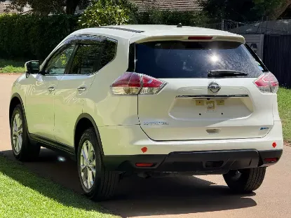 Picture of Nissan X-Trail 2015