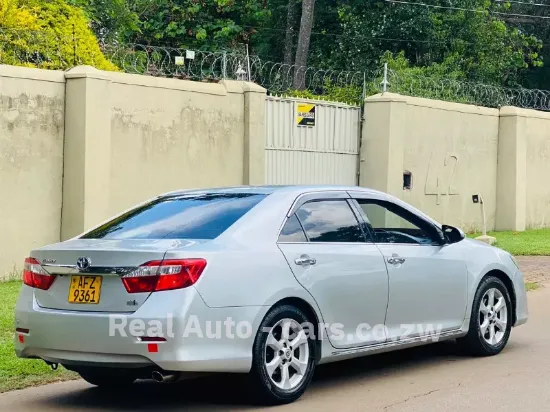 Picture of Toyota Camry 2013