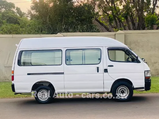 Picture of Toyota Hiace 2000