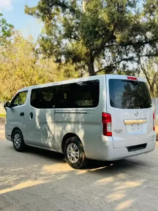 Picture of Nissan NV350 2015