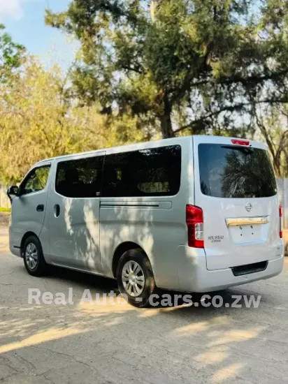Picture of Nissan NV350 2015