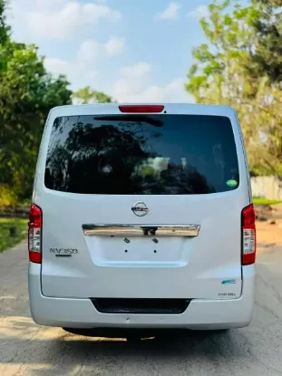 Picture of Nissan NV350 2015