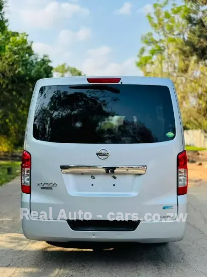 Picture of Nissan NV350 2015