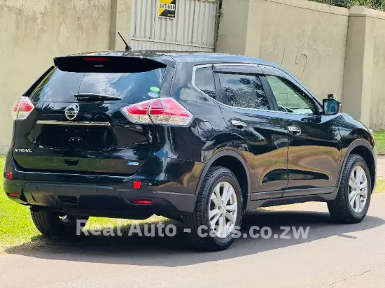 Picture of Nissan X-Trail 2015