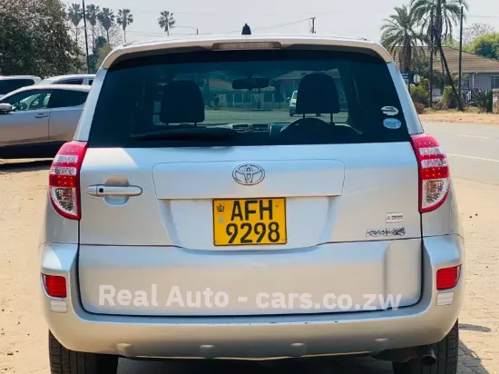 Picture of Toyota Rav4 2008