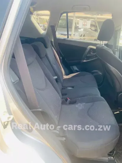Picture of Toyota Rav4 2008