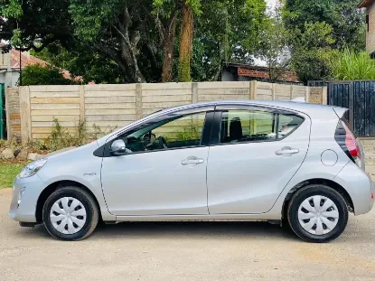 Picture of Toyota Aqua 2016
