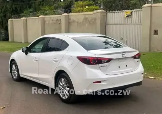 Picture of Mazda Axela 2014