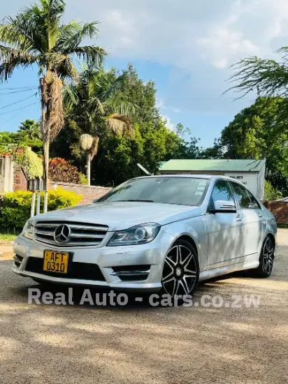 Picture of Mercedes Benz C-Class 2014