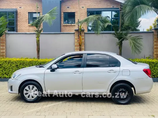 Picture of Toyota Axio 2013