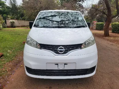 Picture of Nissan NV200 2013