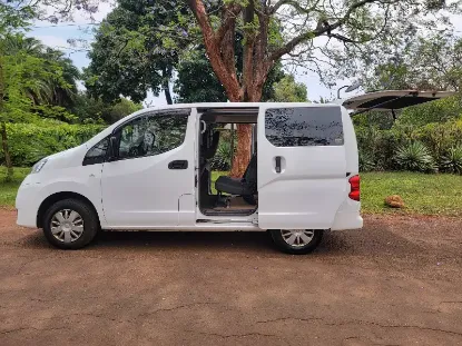 Picture of Nissan NV200 2013