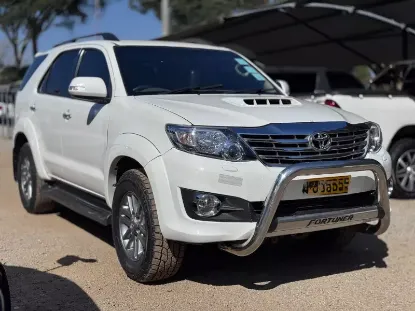 Picture of Toyota Fortuner 2014