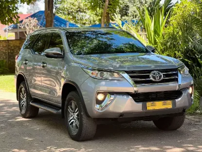 Picture of Toyota Fortuner GD6 for $140/day