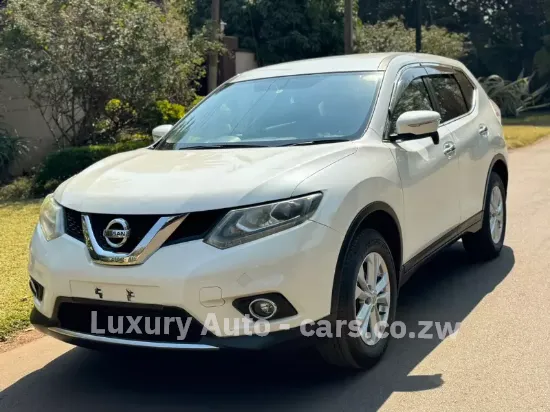 Picture of Nissan X-Trail 2015
