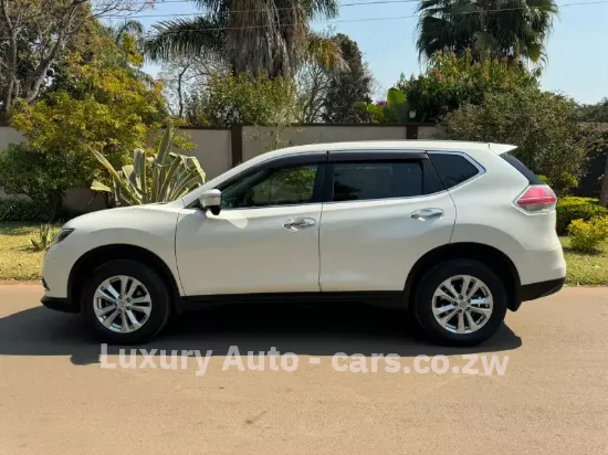 Picture of Nissan X-Trail 2015