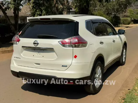 Picture of Nissan X-Trail 2015
