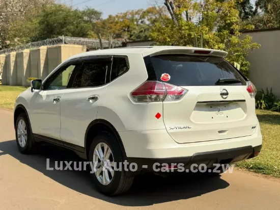 Picture of Nissan X-Trail 2015
