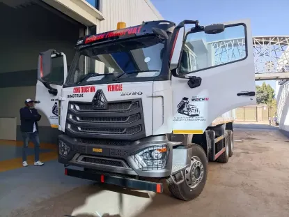 Picture of TIPPER Truck For Hire