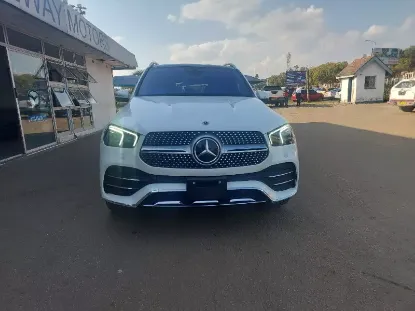 Picture of Mercedes Benz GLE 2021