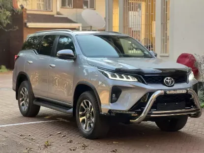 Picture of Toyota Fortuner 2023