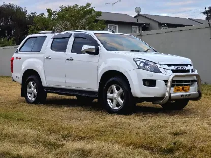 Picture of Isuzu KB300 2014