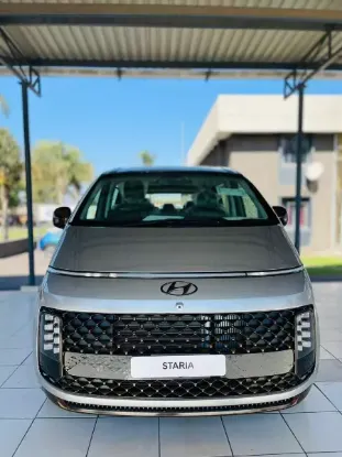 Picture of Hyundai STARIA 2023