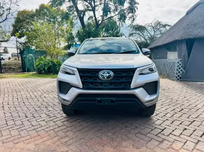 Picture of Toyota Fortuner 2021